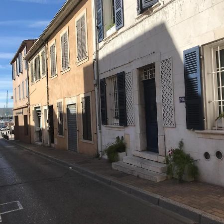 Studios Du Marin Sur Port De Ла Сиота Екстериор снимка