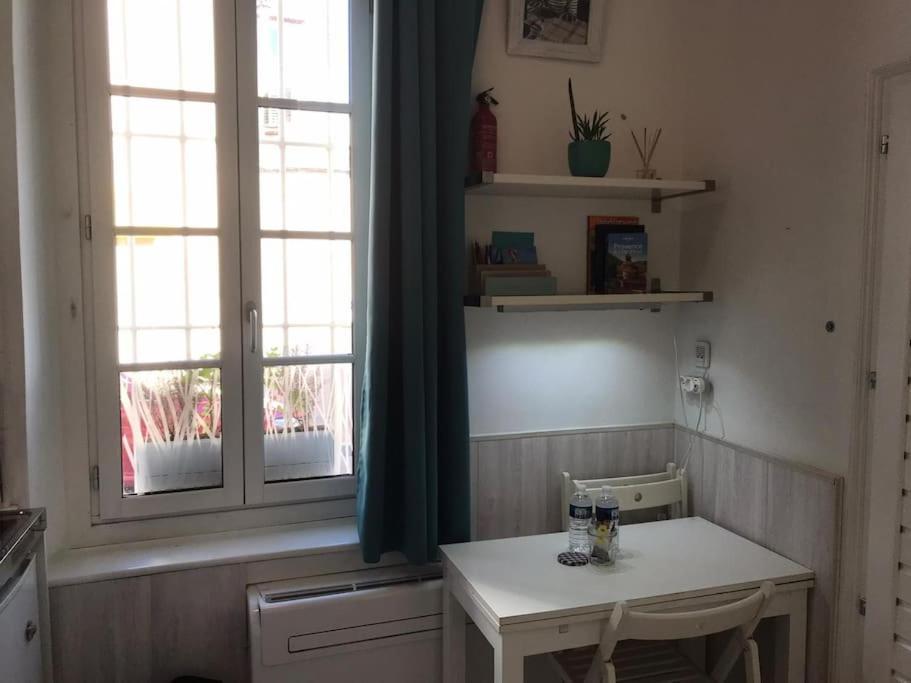 Studios Du Marin Sur Port De Ла Сиота Екстериор снимка